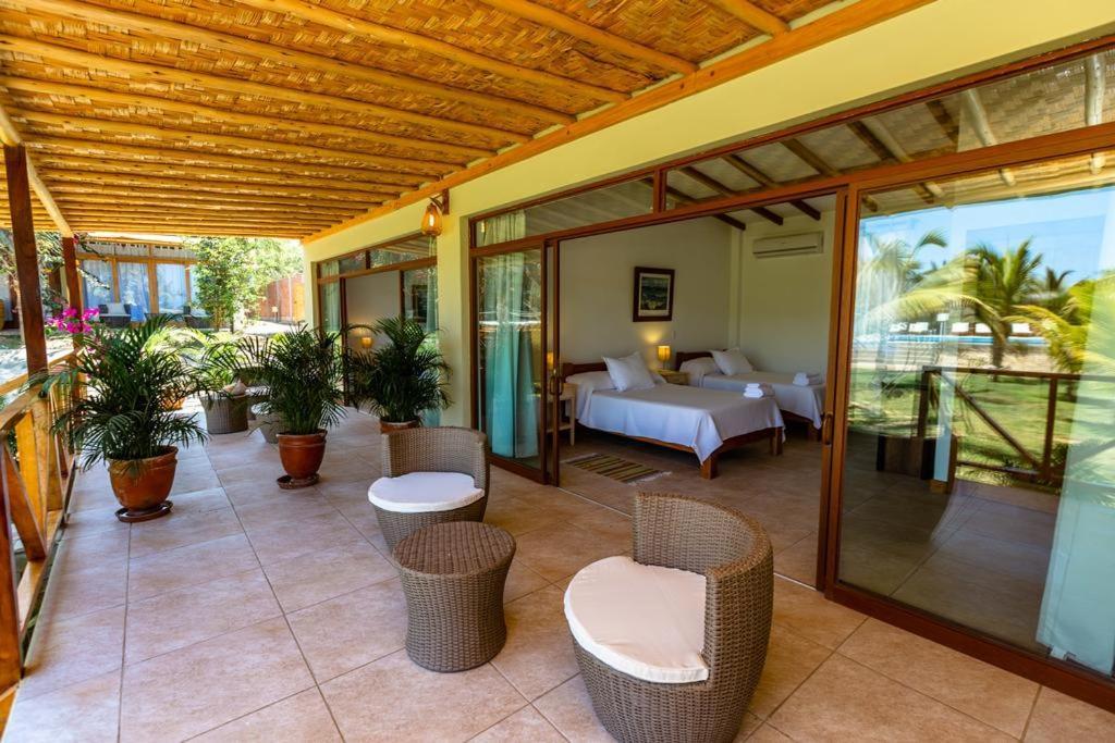 Hotel Punta Camaron Bungalows & Suites Сорритос Экстерьер фото